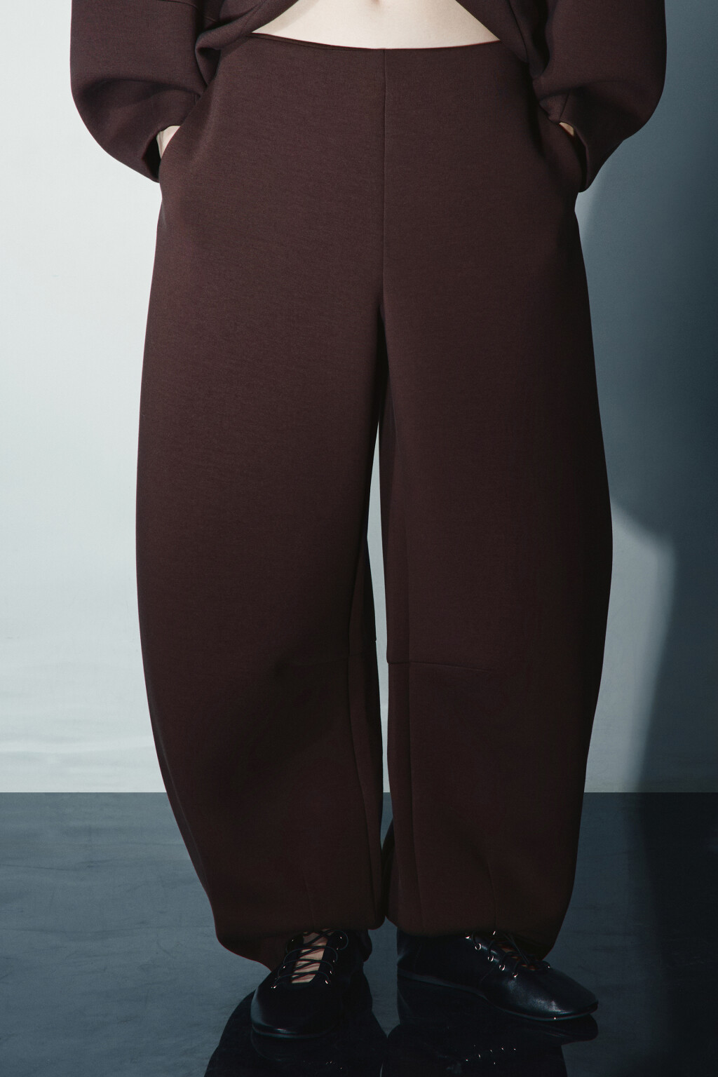 Брюки barrel fit с декоративными швами - цвет коричневый - 2