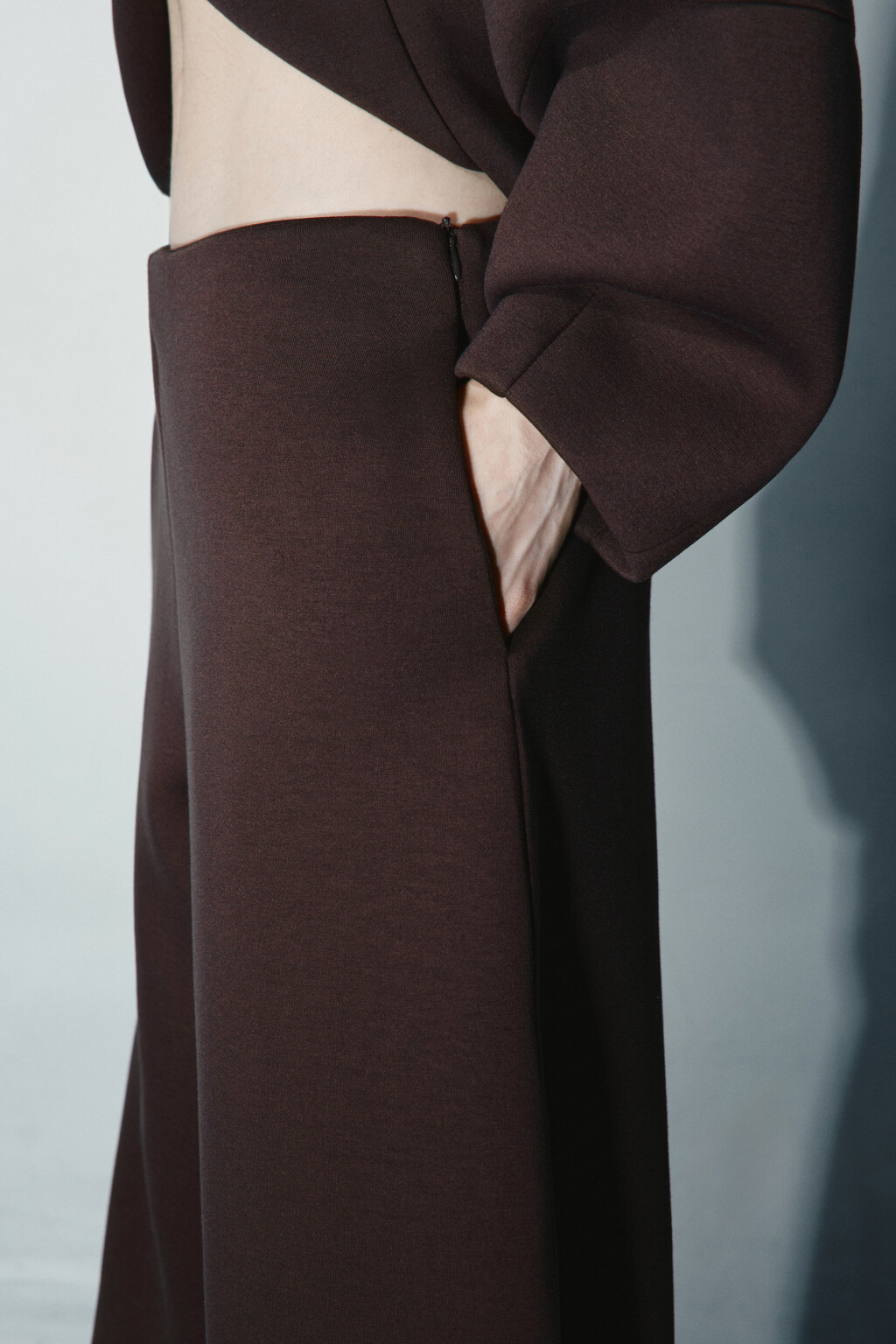 Брюки barrel fit с декоративными швами - цвет коричневый - 6