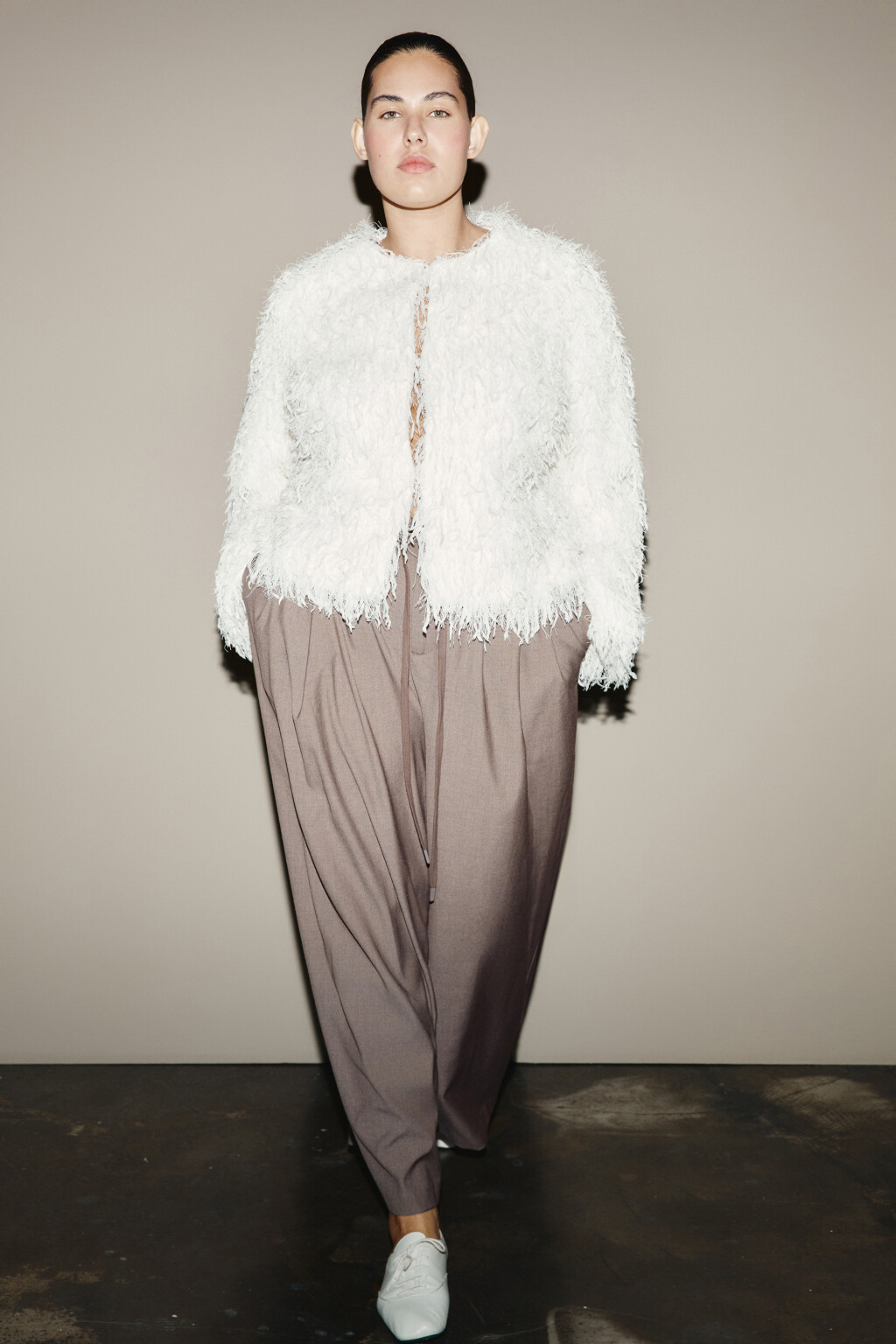 Брюки wide leg костюмные на завязках больших размеров - цвет коричневый - 1