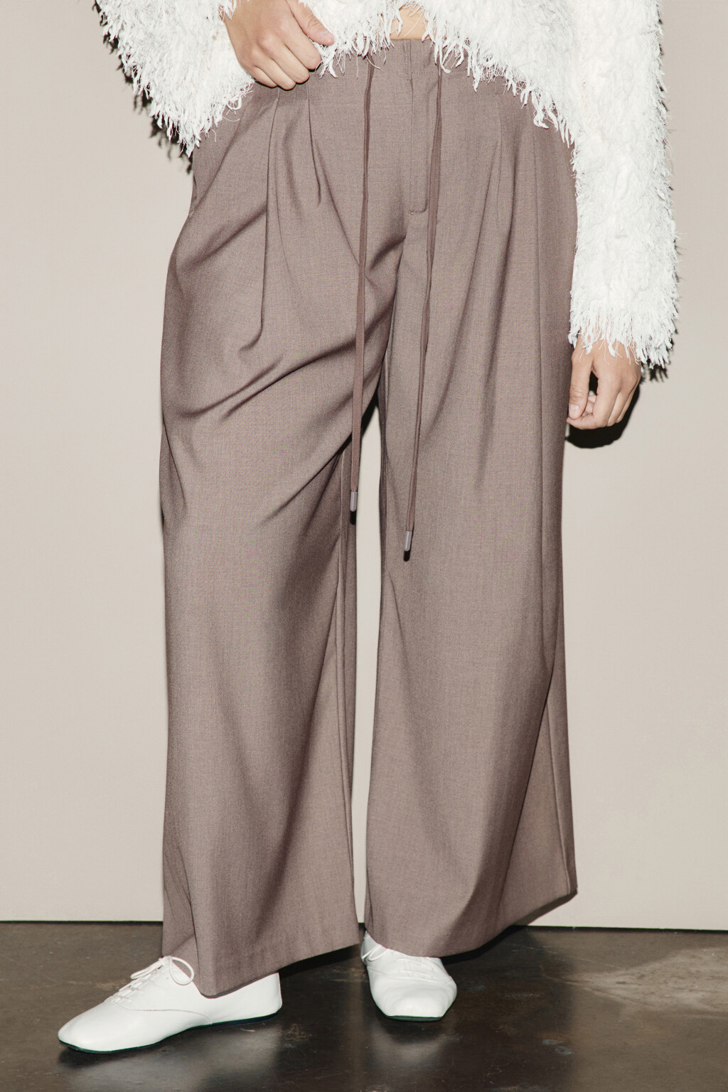 Брюки wide leg костюмные на завязках больших размеров - цвет коричневый - 3