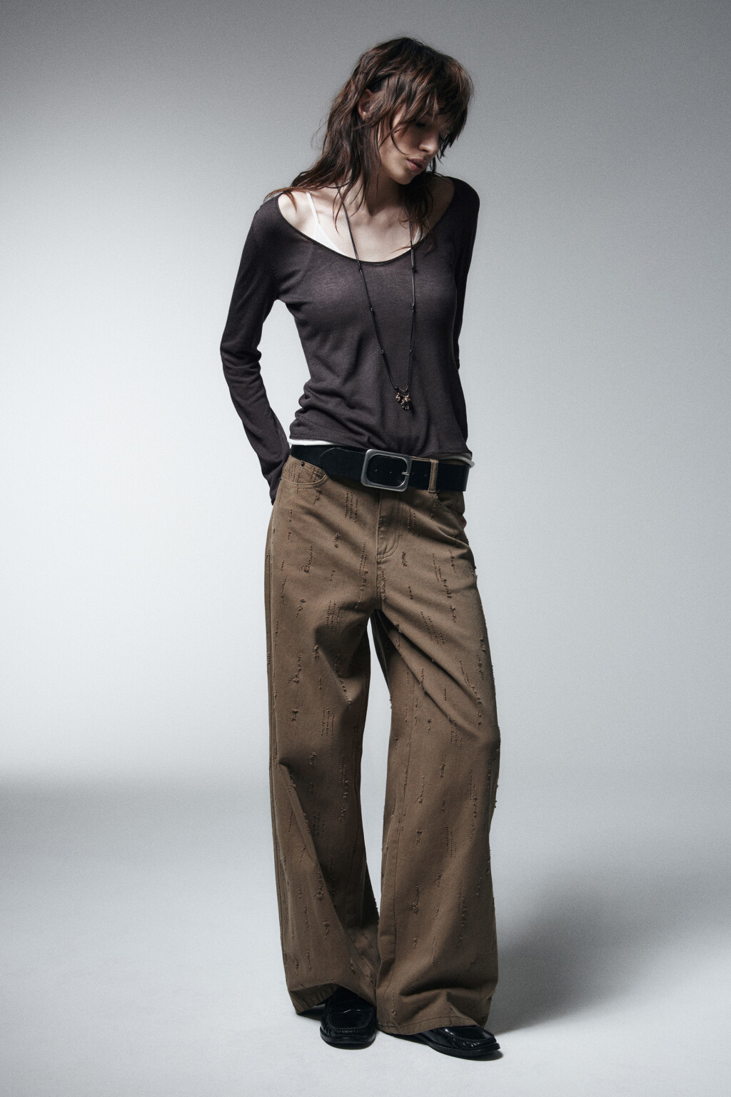 Брюки wide leg рваные - цвет зеленый - 4