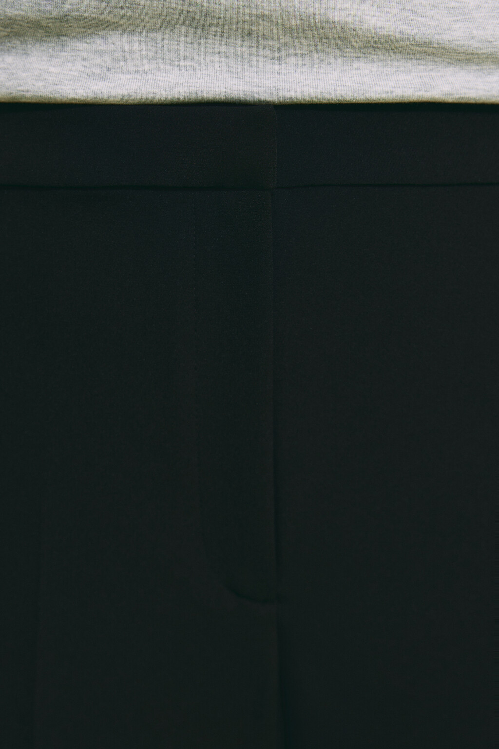 Брюки клеш костюмные со стрелками - цвет черный - 6