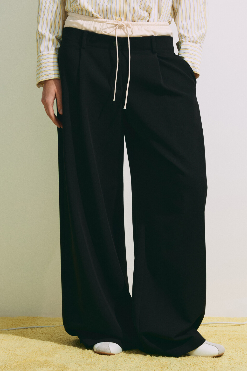 Брюки с имитацией второго слоя  - цвет черный - 3