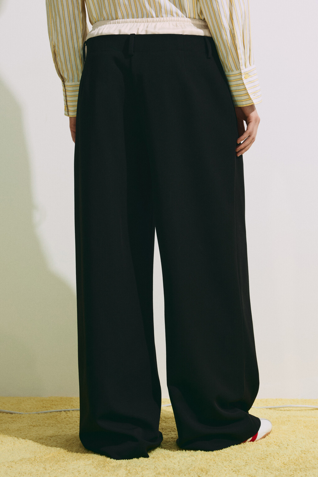 Брюки с имитацией второго слоя  - цвет черный - 4