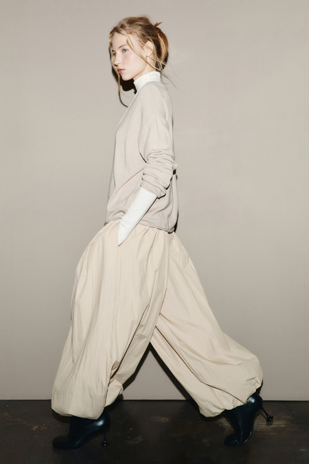 Брюки-аладдины широкие - цвет бежевый - 1