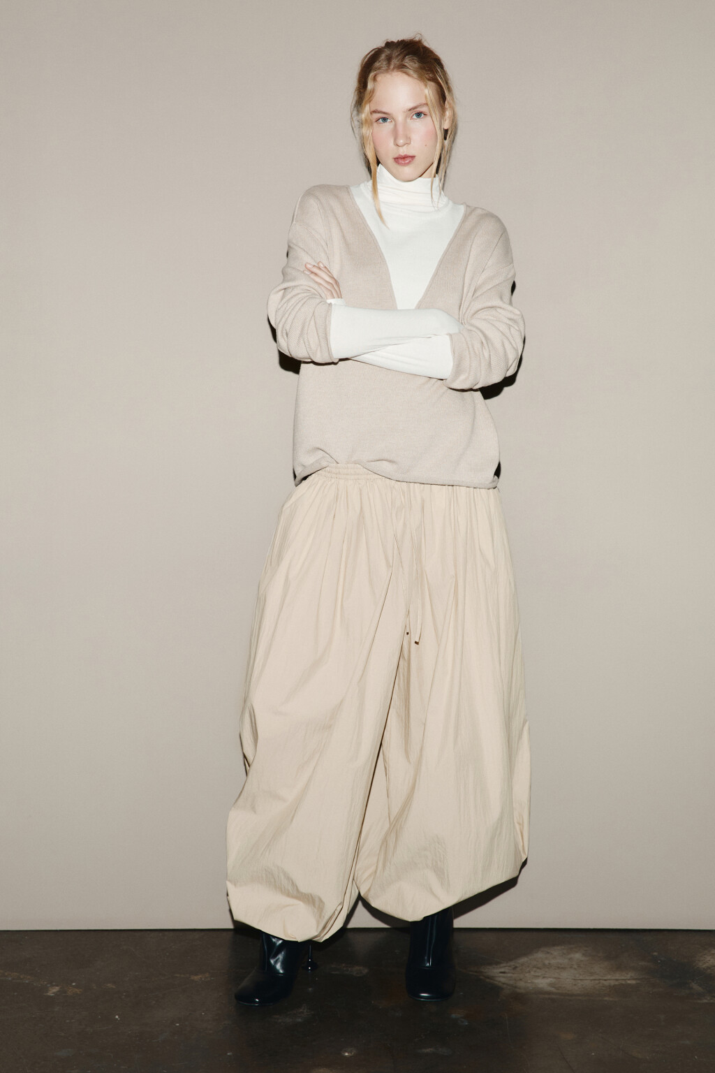 Брюки-аладдины широкие - цвет бежевый - 5