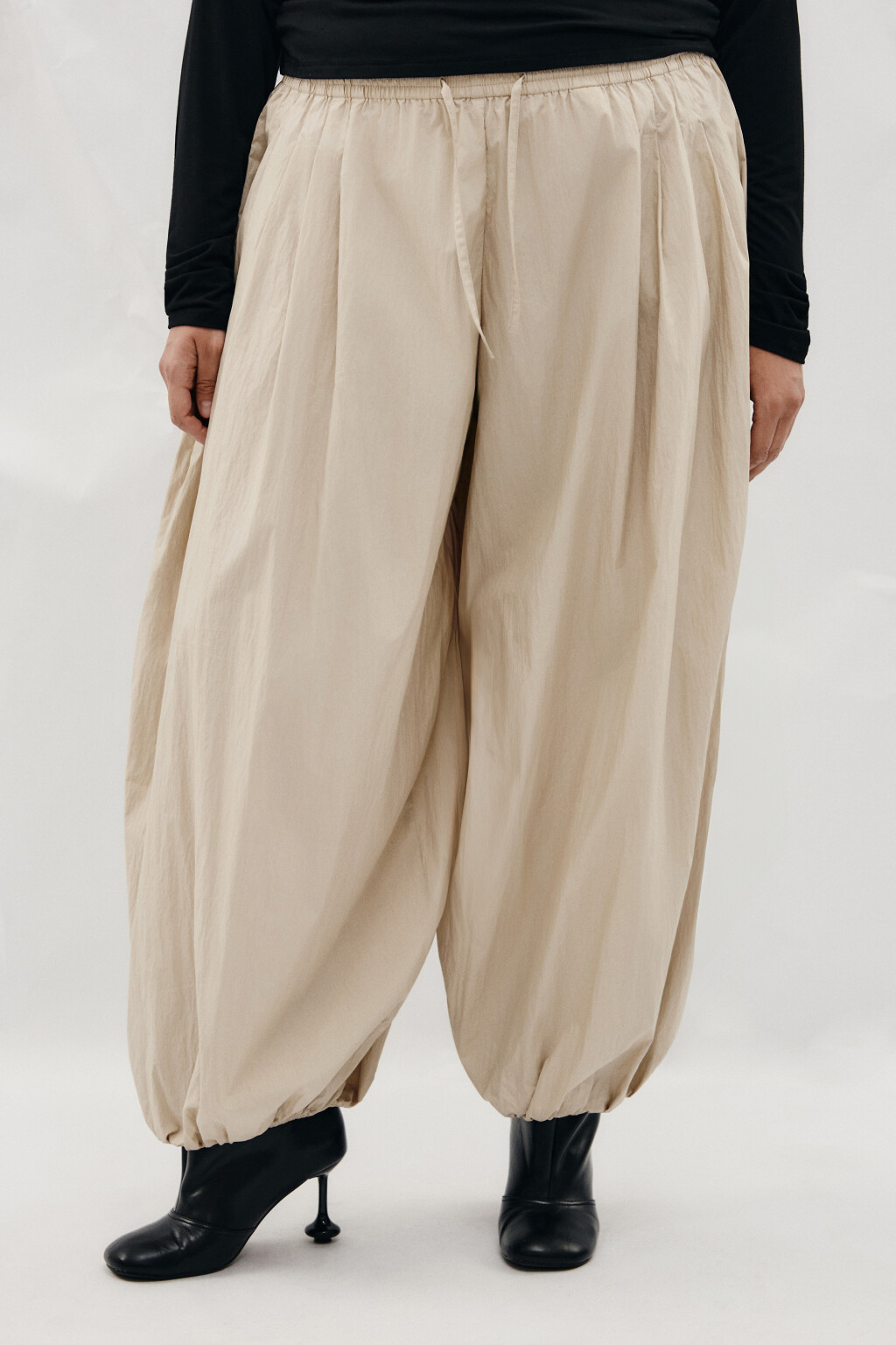 Брюки-аладдины широкие - цвет бежевый - 2
