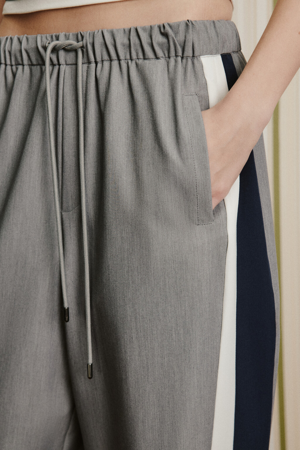 Брюки wide leg в спортивном стиле - цвет серый - 8