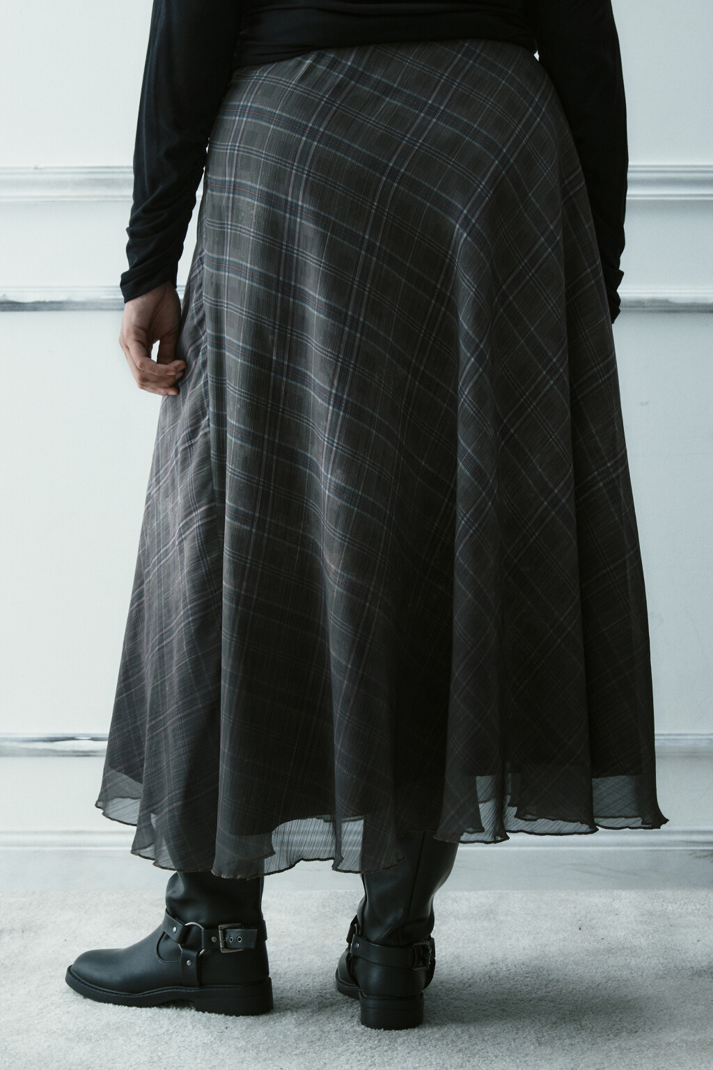 Юбка-трапеция макси с волнистым краем - цвет зеленый - 3