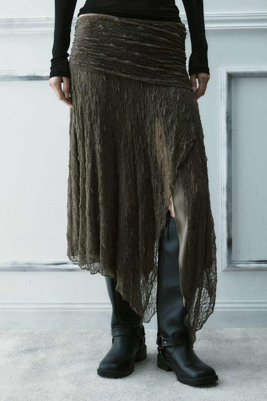 Юбка миди из кружева асимметричная - цвет зеленый - 2