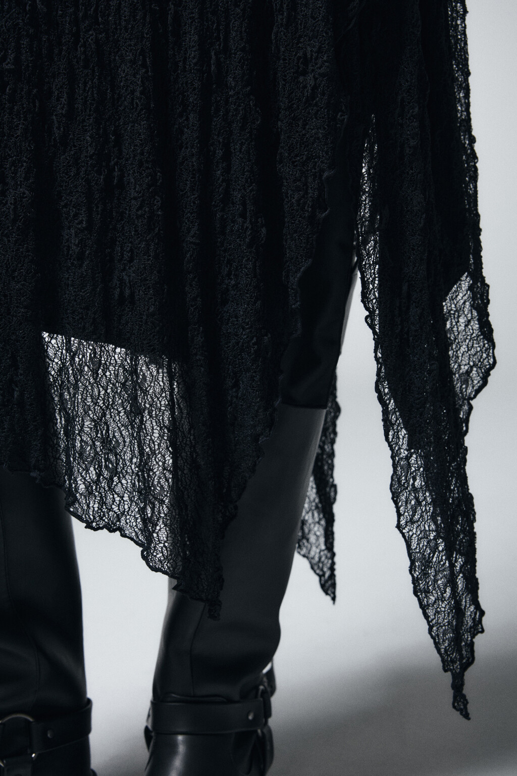Юбка миди из кружева асимметричная - цвет черный - 6