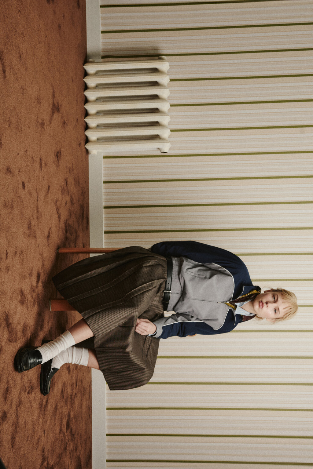 Юбка миди клетчатая в складку - цвет коричневый - 2