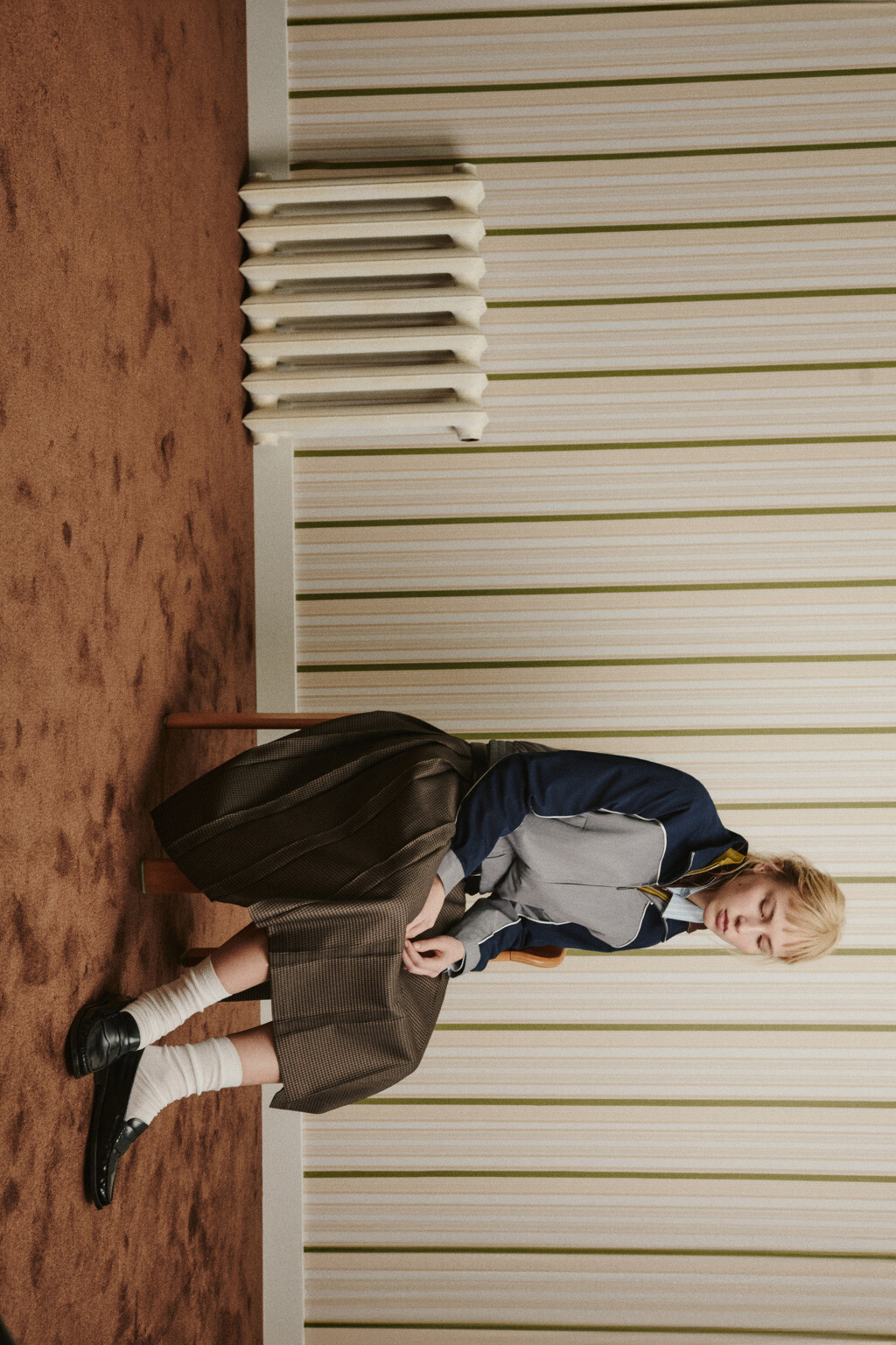 Юбка миди клетчатая в складку - цвет коричневый - 3