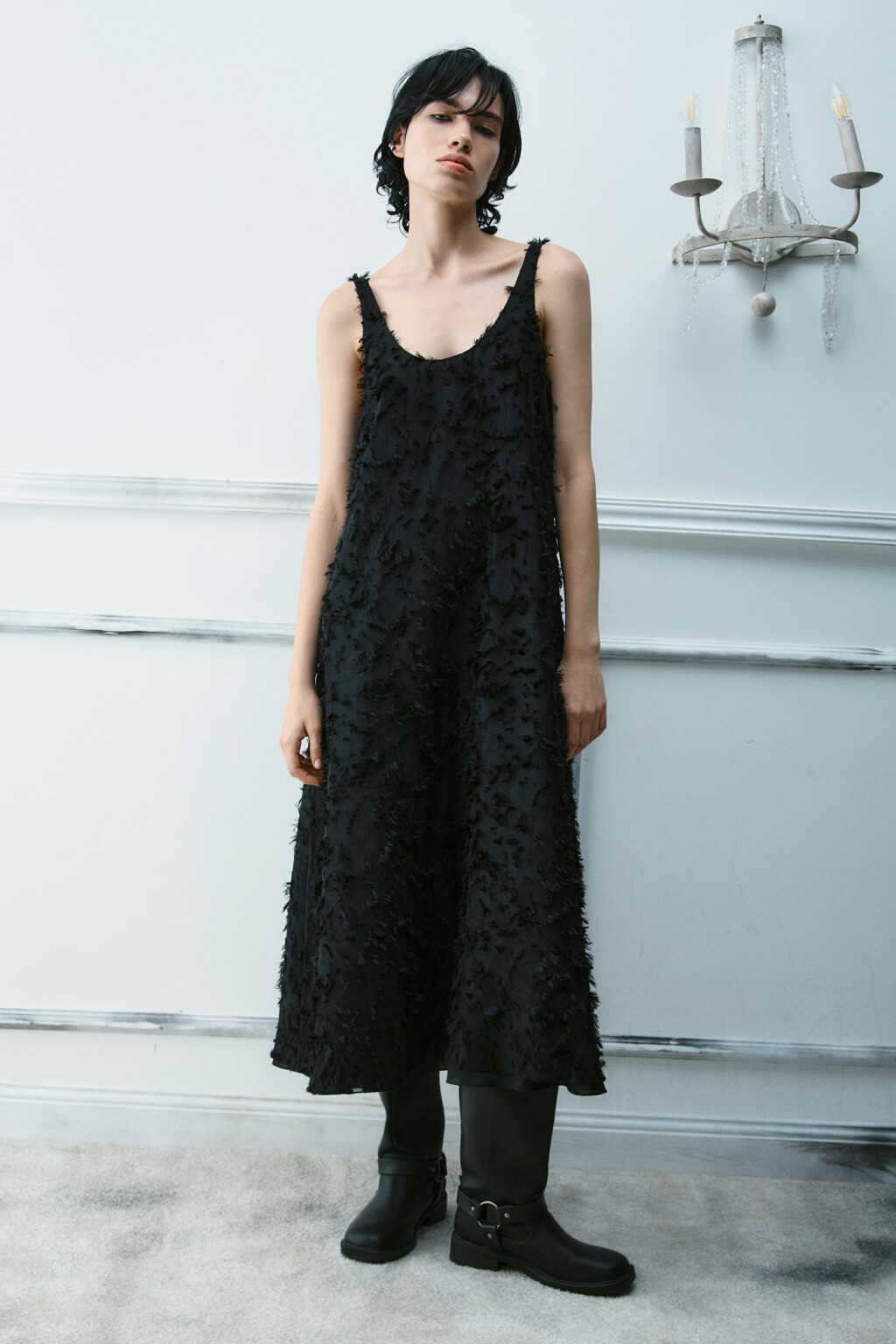 Платье-трапеция миди ажурное - цвет черный - 2