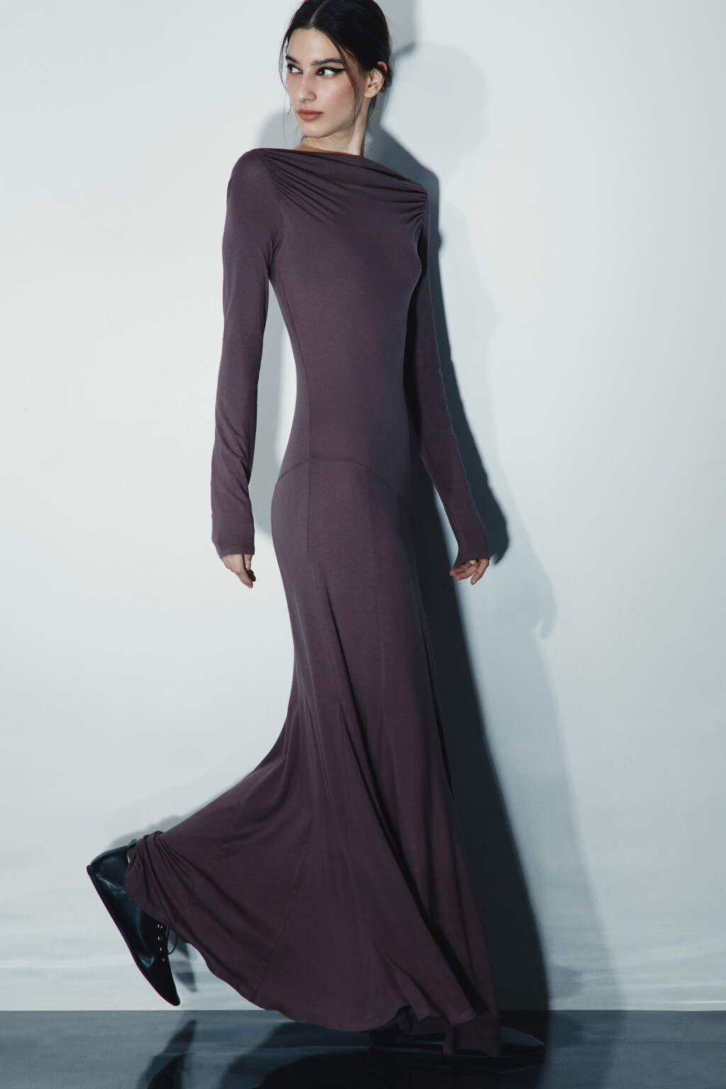 Платье-футляр макси - цвет бежевый - 1