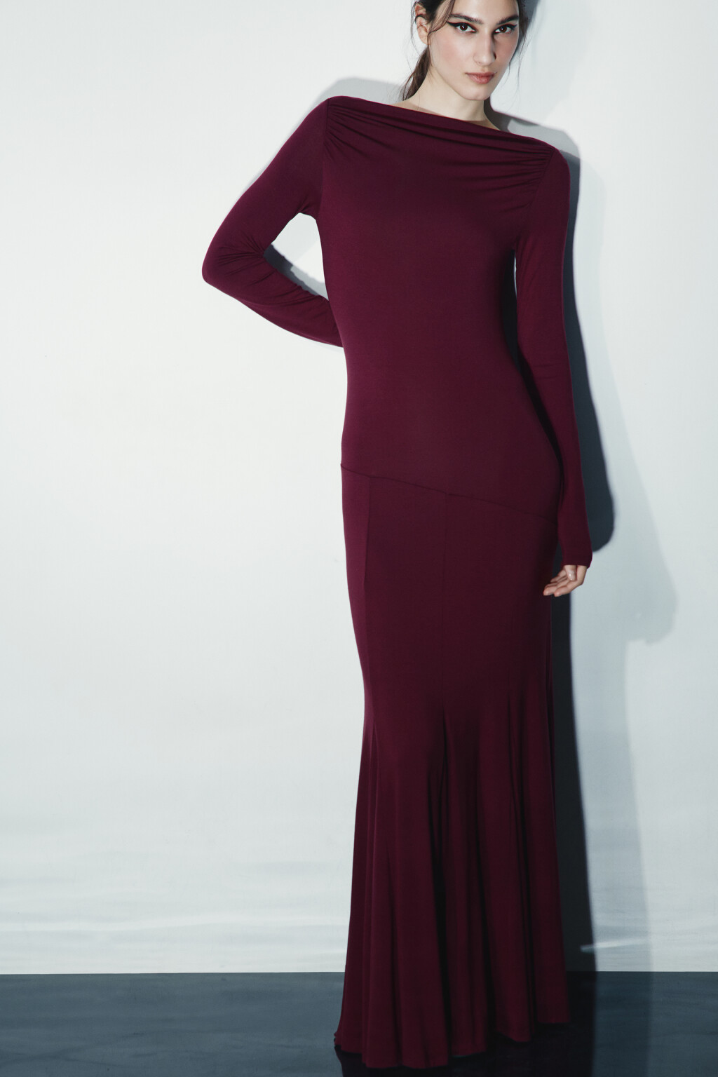 Платье-футляр макси - цвет фиолетовый - 1