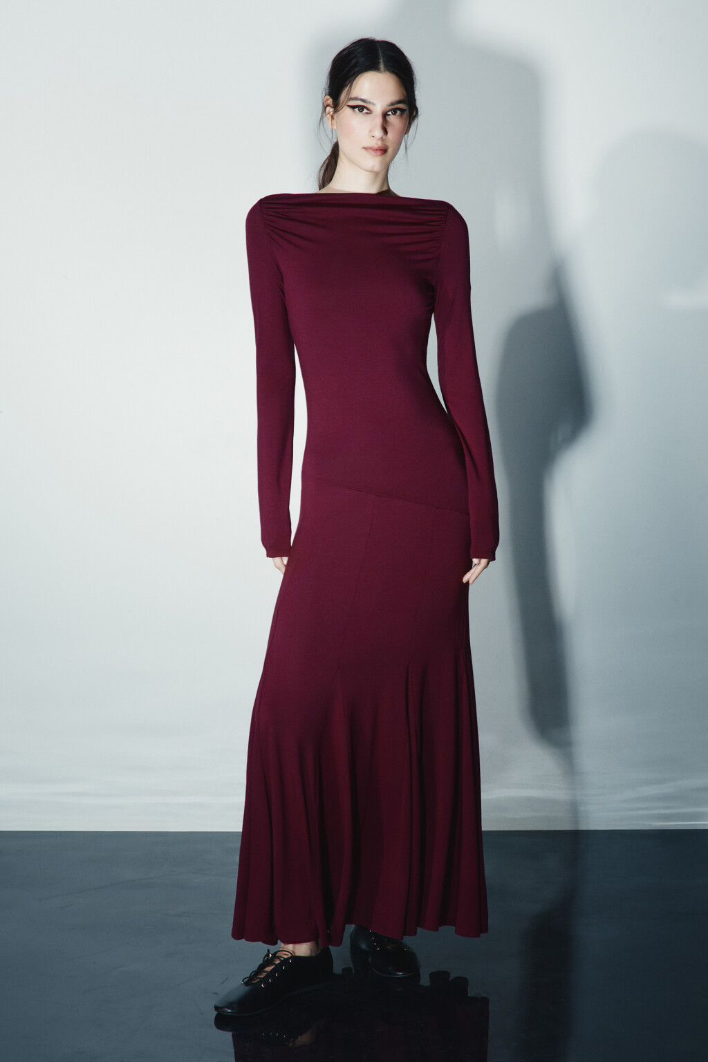 Платье-футляр макси - цвет фиолетовый - 2