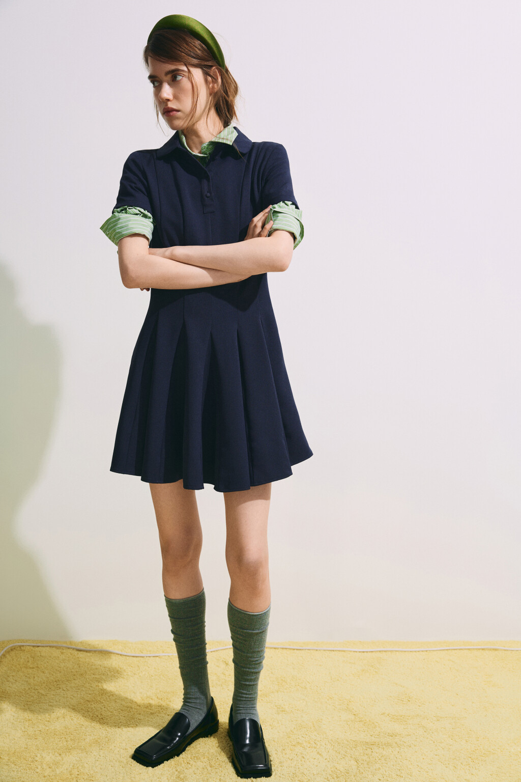 Платье мини в складку с округлым воротником - цвет синий - 1