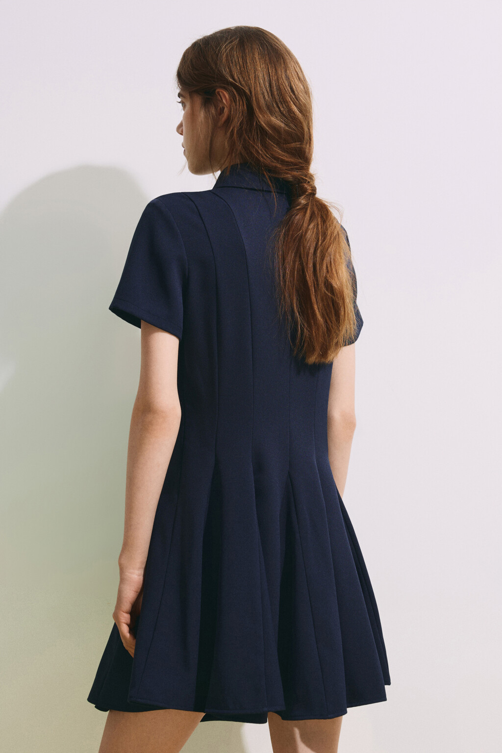Платье мини в складку с округлым воротником - цвет синий - 3