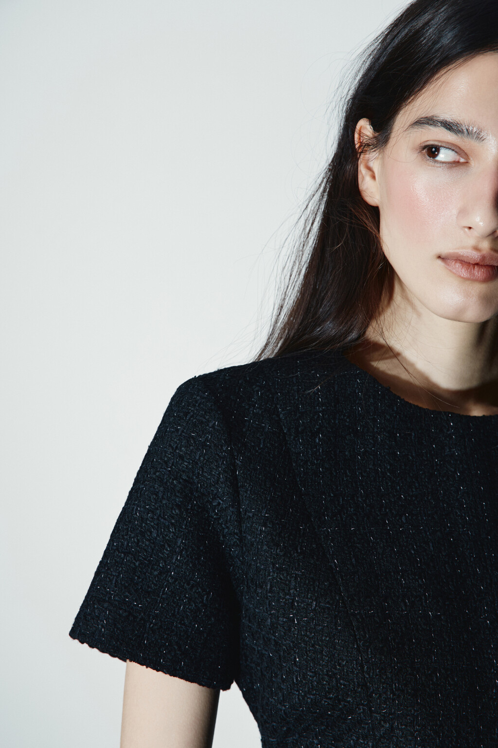 Платье мини приталенное твидовое - цвет черный - 5