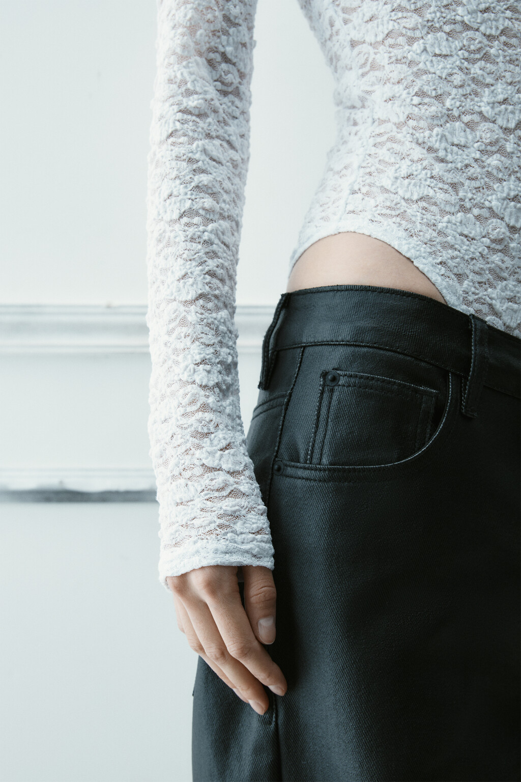 Блузка-боди кружевная - цвет белый - 7