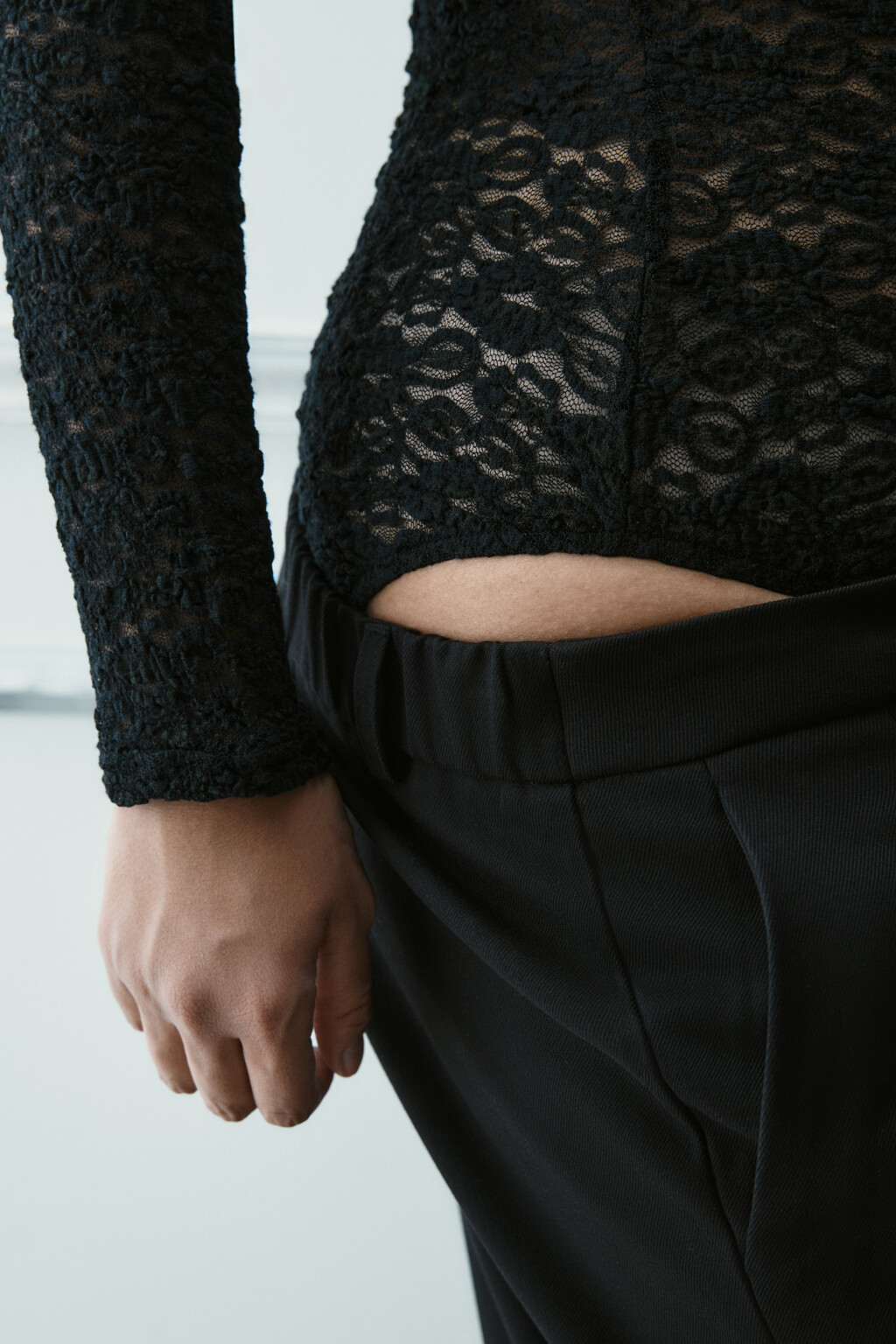 Блузка-боди кружевная - цвет черный - 6