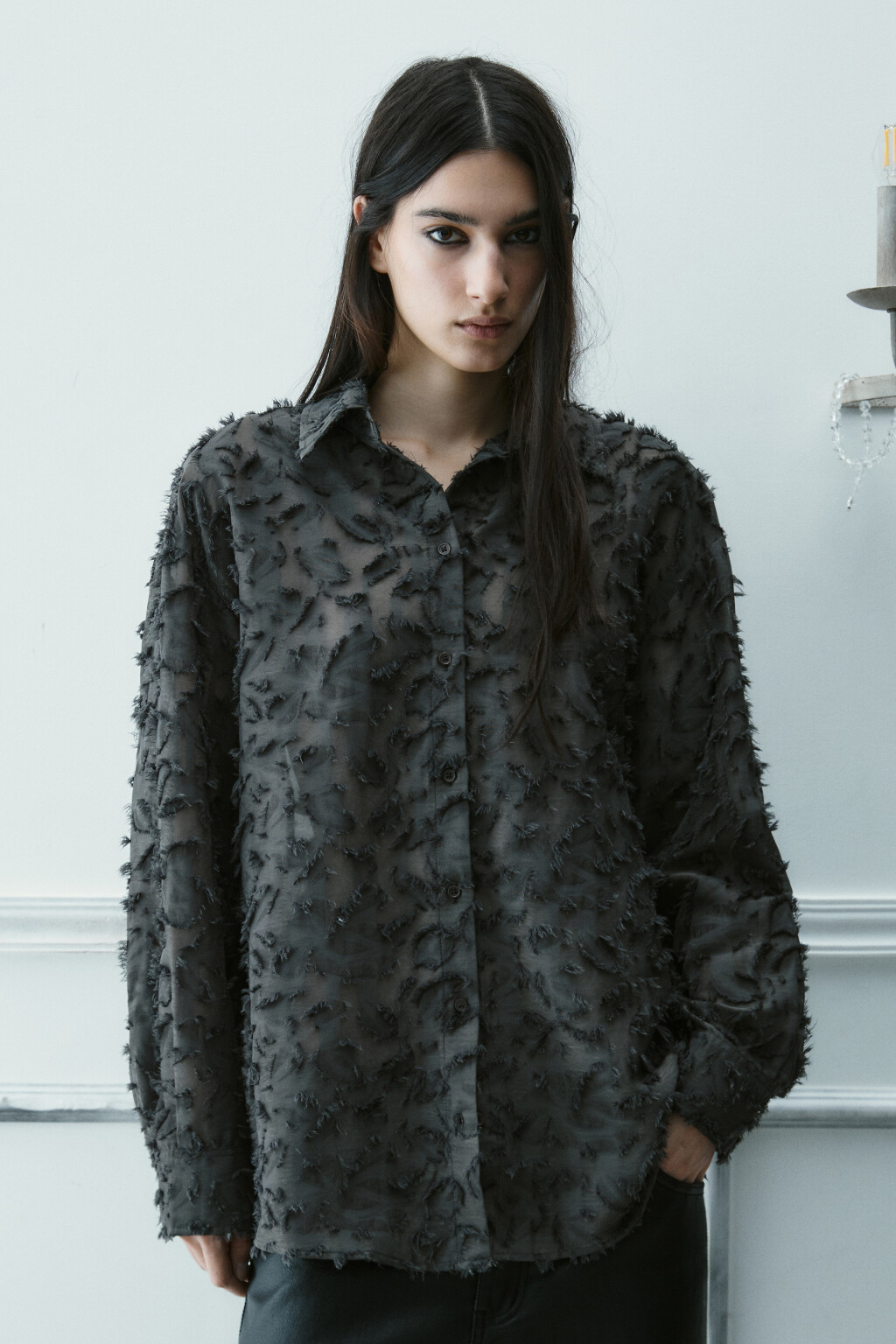 Рубашка рваная из шифона - цвет серый - 2