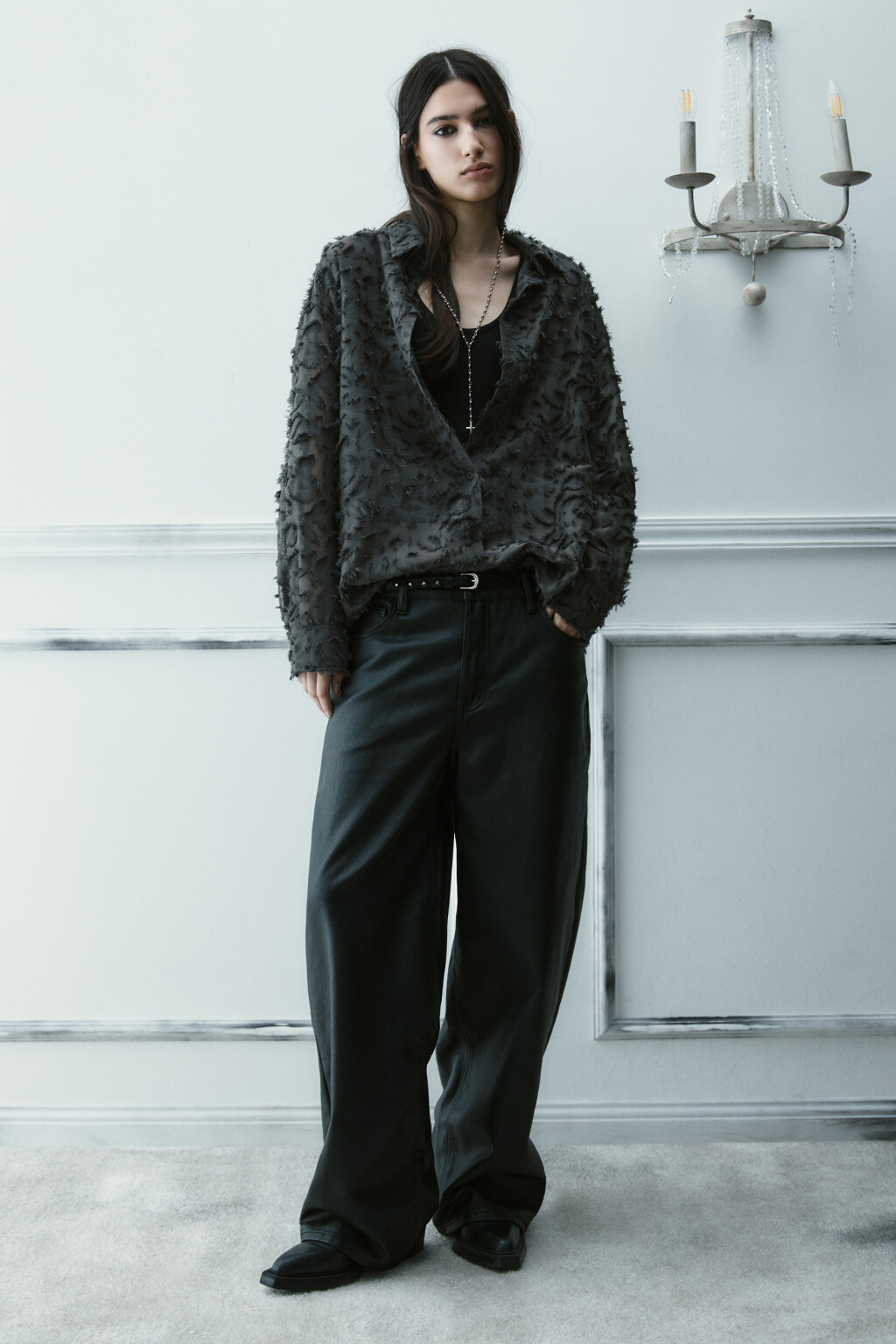 Рубашка рваная из шифона - цвет серый - 4