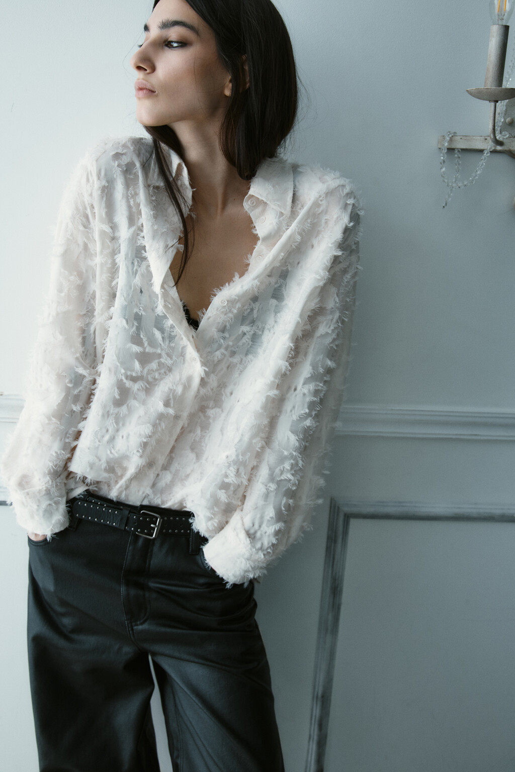 Рубашка рваная из шифона - цвет молочный - 2