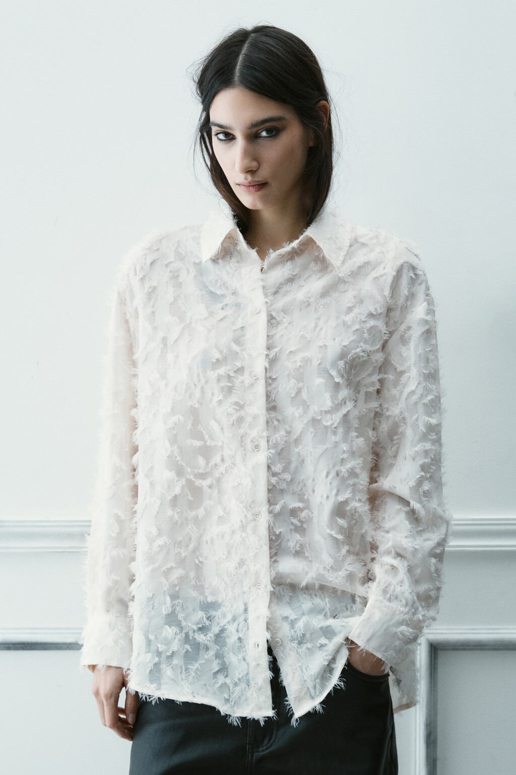 Рубашка рваная из шифона - цвет молочный - 3