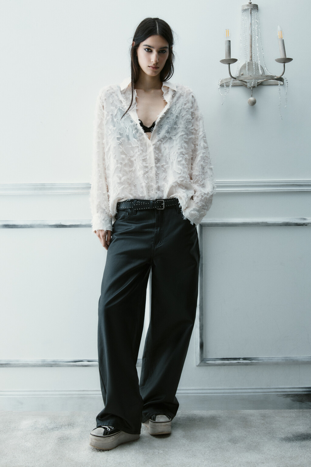 Рубашка рваная из шифона - цвет молочный - 5