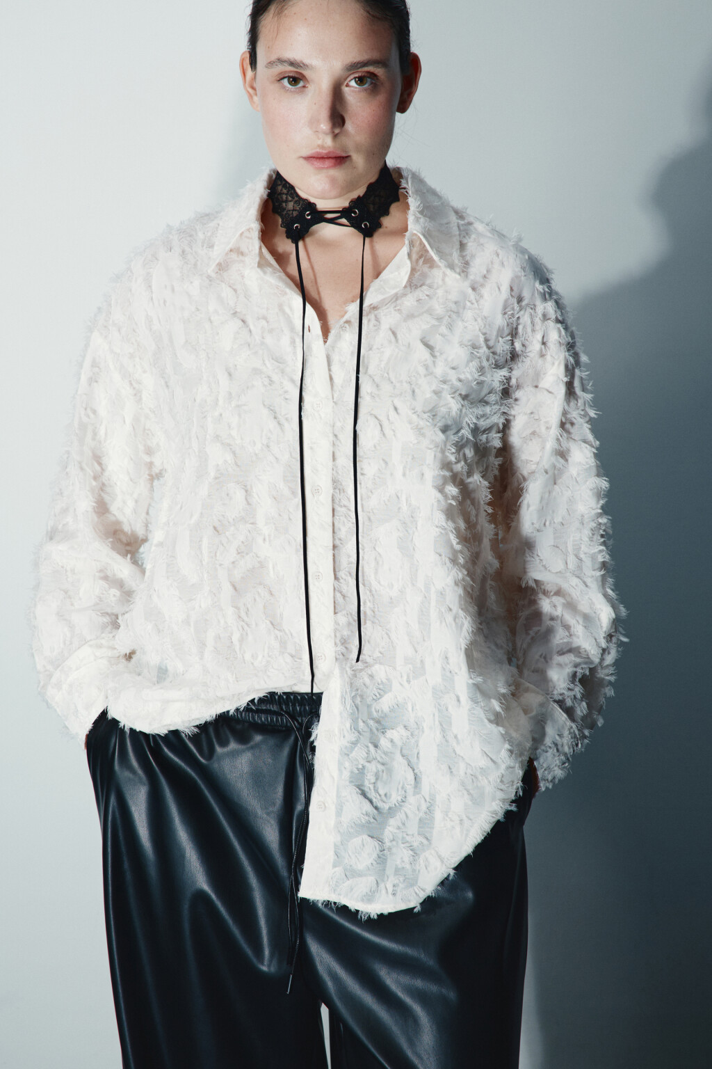 Рубашка рваная из шифона - цвет молочный - 1