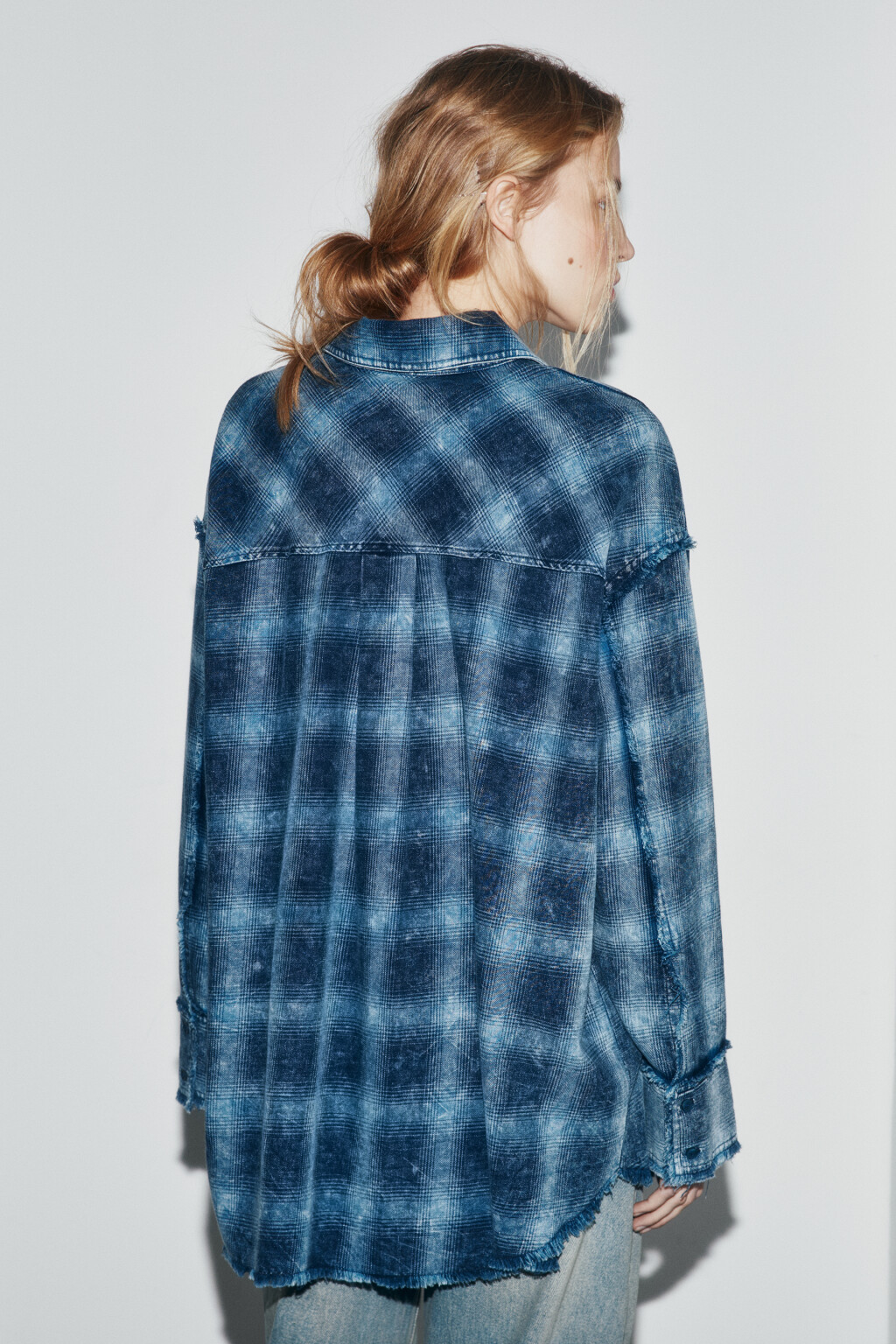 Рубашка рваная с вареным эффектом - цвет синий - 3