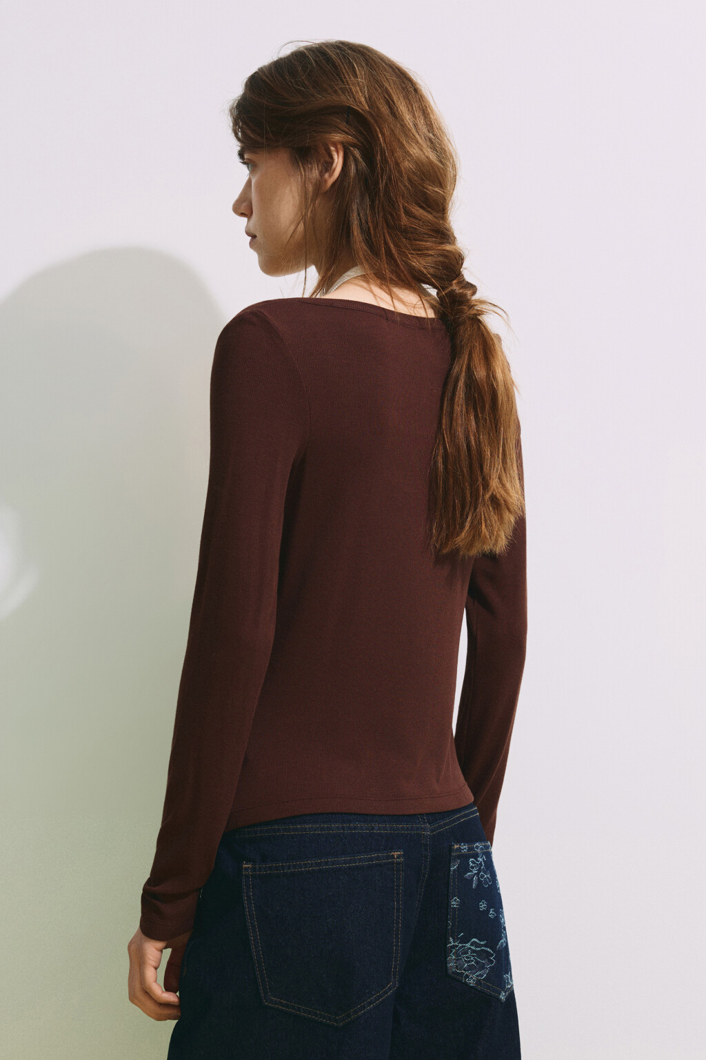 Лонгслив на пуговицах с имитацией майки - цвет коричневый - 4