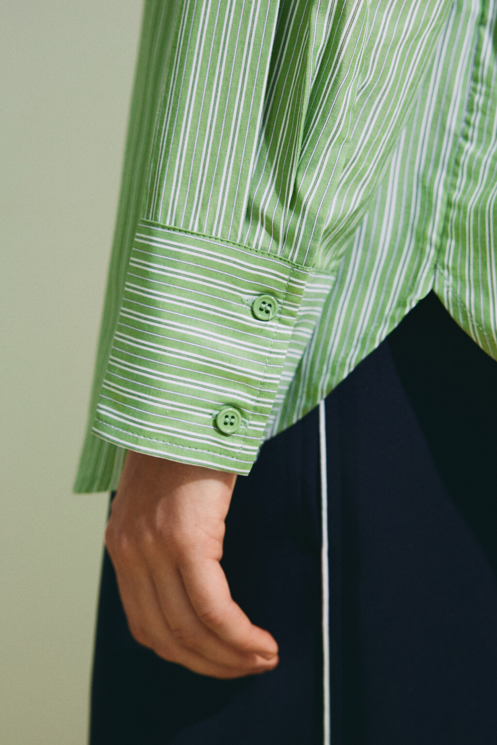 Рубашка oversize в полоску - цвет зеленый - 7