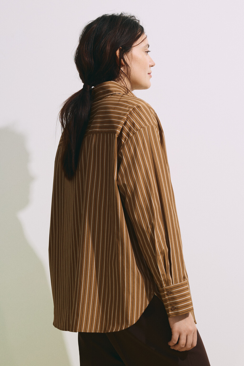 Рубашка oversize в полоску - цвет коричневый - 3