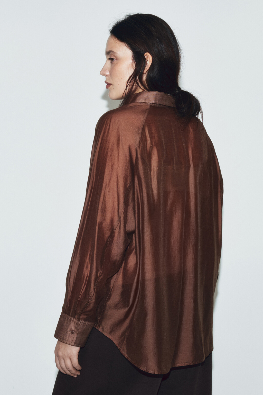 Рубашка полупрозрачная из лиоцелла - цвет коричневый - 4