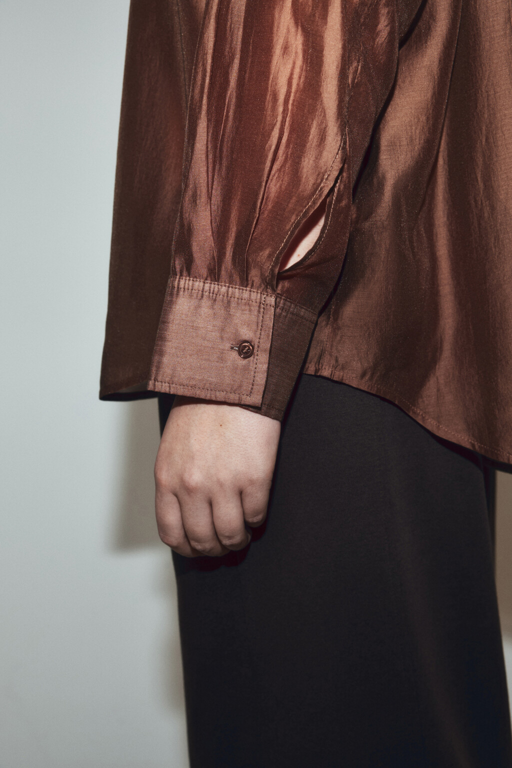 Рубашка полупрозрачная из лиоцелла - цвет коричневый - 7