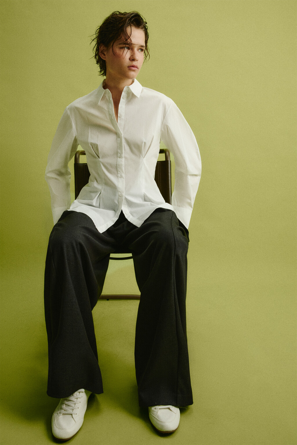 Рубашка приталенная с защипами - цвет белый - 2