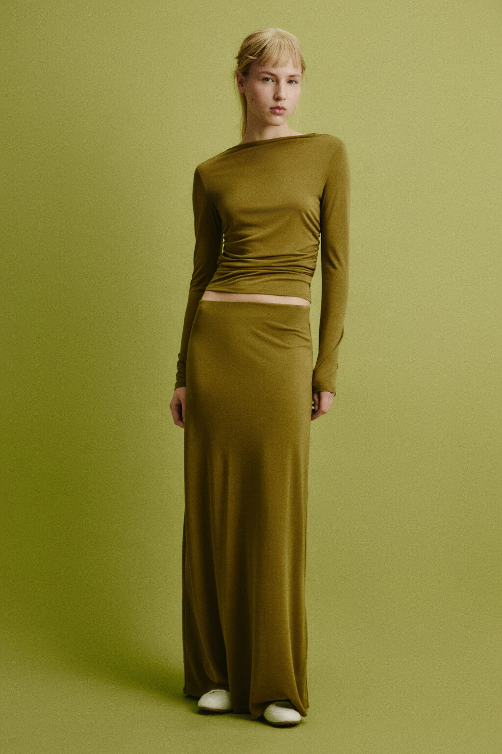 Лонгслив облегающий с декоративной сборкой - цвет зеленый - 5