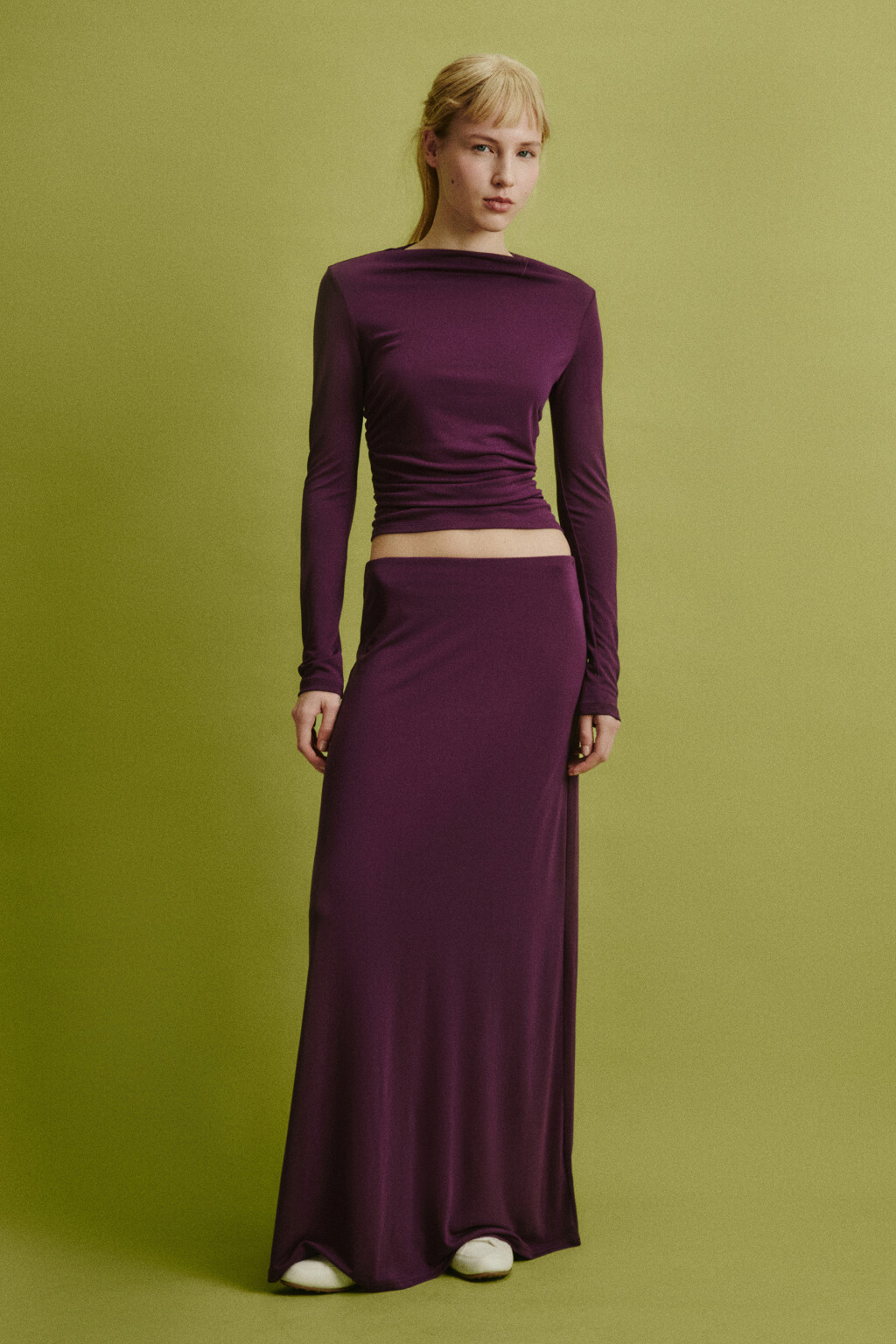 Лонгслив облегающий с декоративной сборкой - цвет фиолетовый - 4