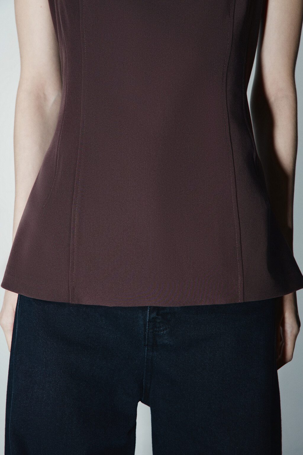 Блузка-жилет приталенная - цвет коричневый - 6