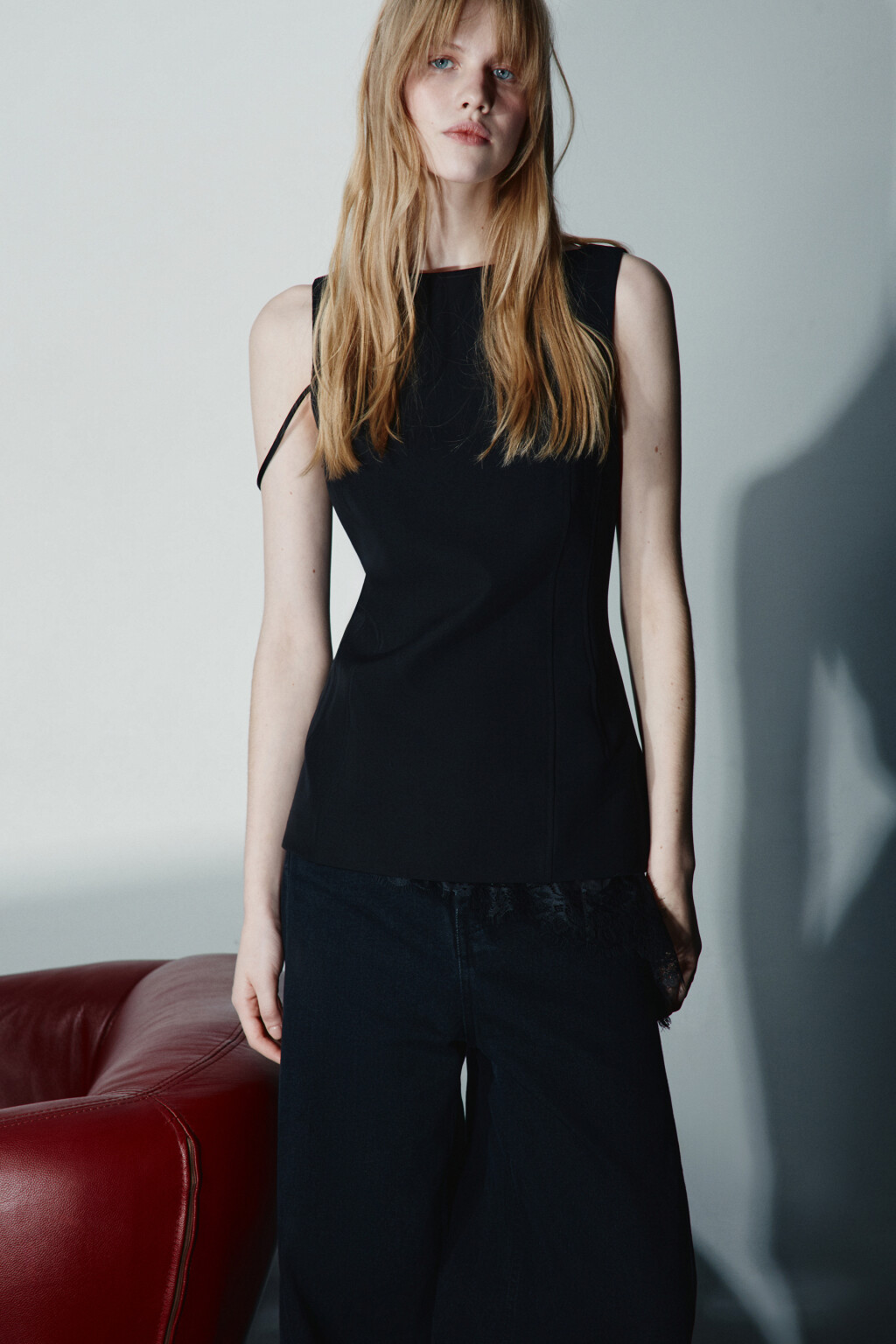 Блузка-жилет приталенная - цвет черный - 2