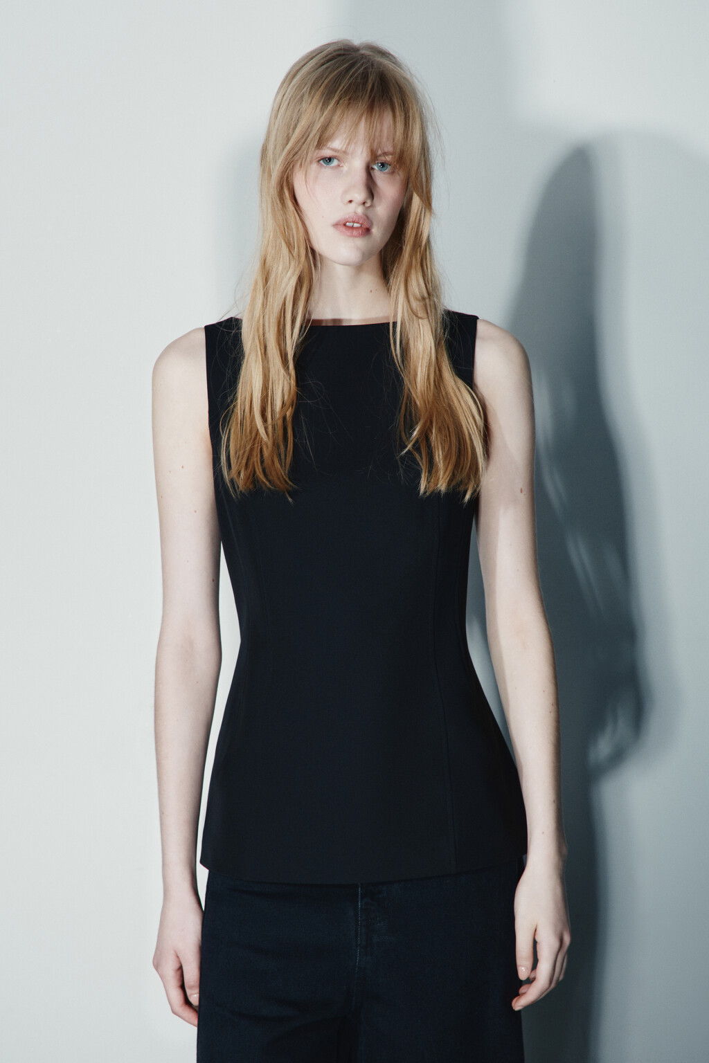 Блузка-жилет приталенная - цвет черный - 3