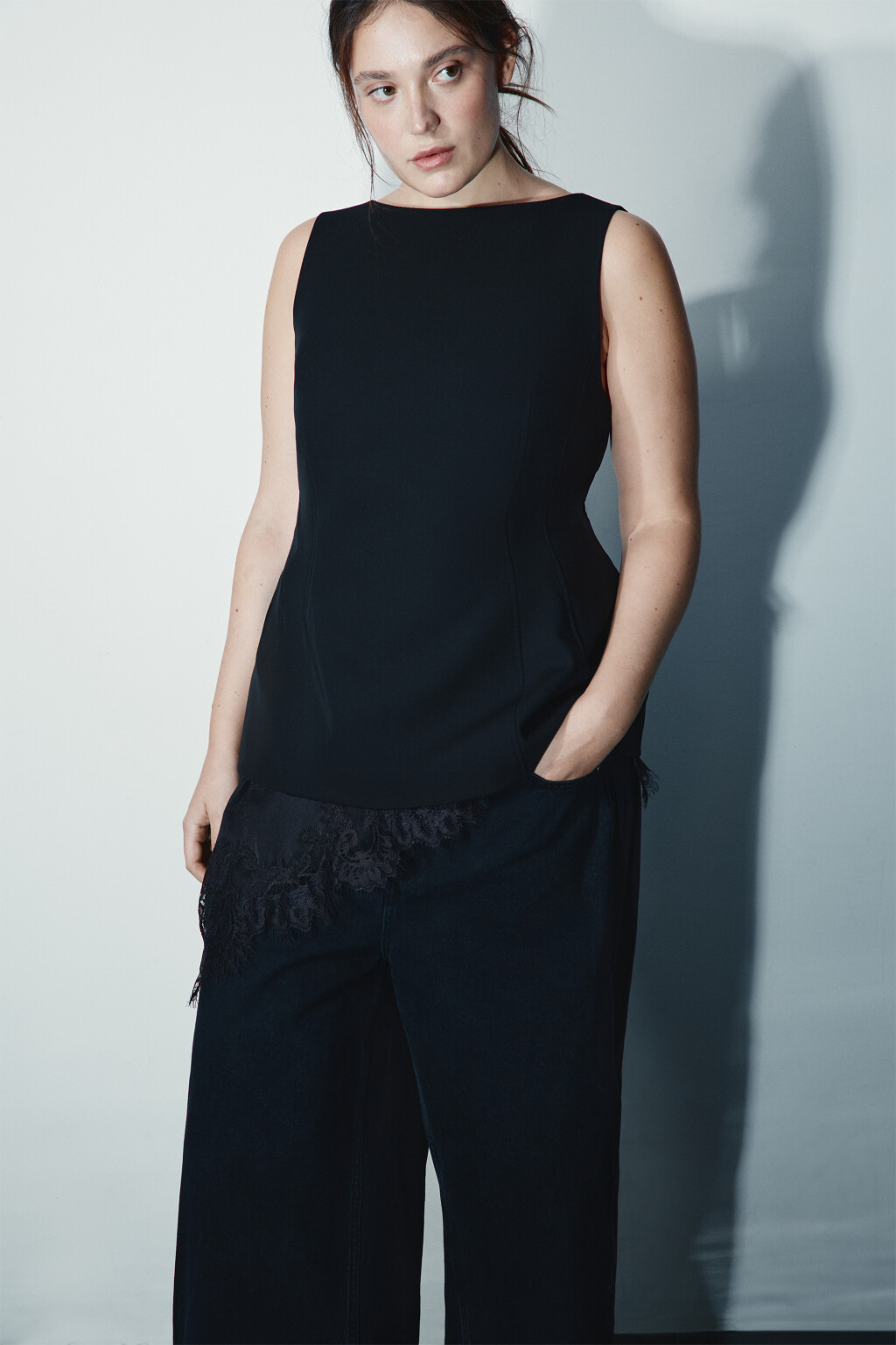 Блузка-жилет приталенная - цвет черный - 1