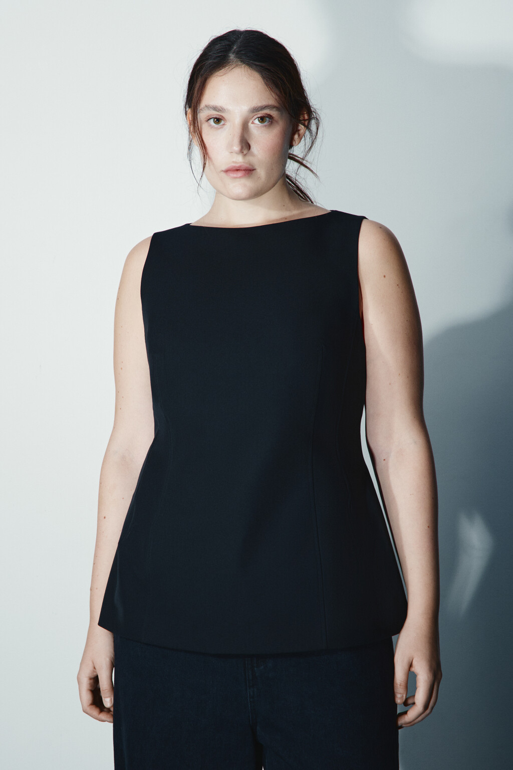 Блузка-жилет приталенная - цвет черный - 2