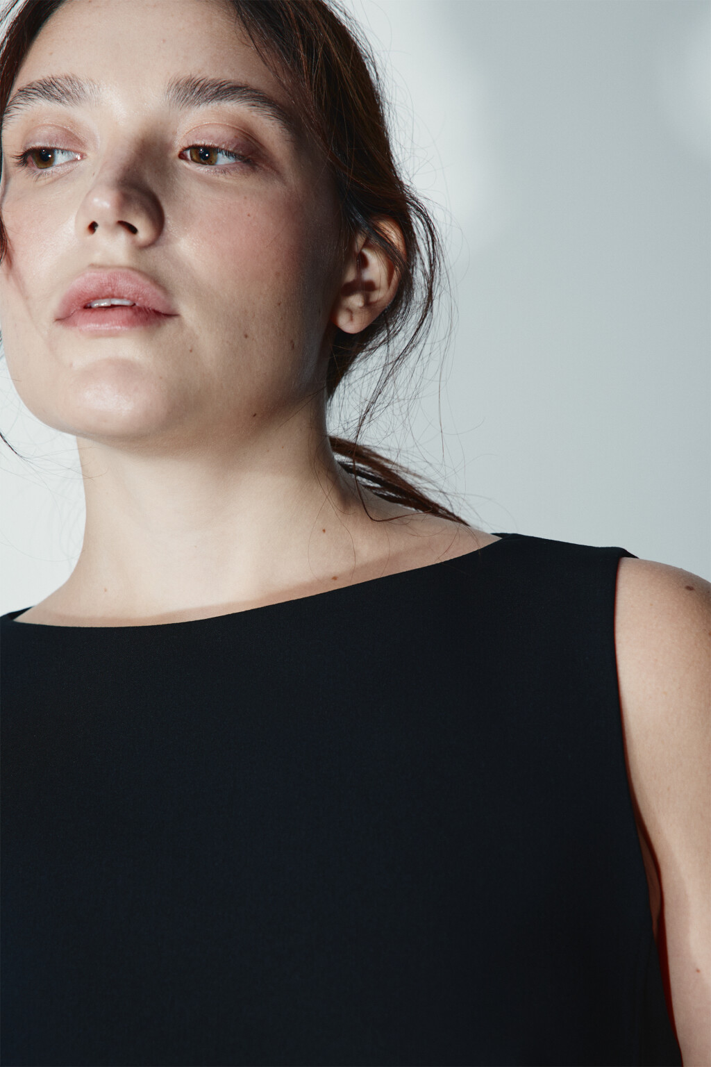 Блузка-жилет приталенная - цвет черный - 5