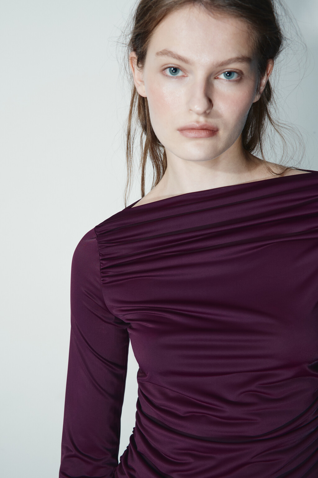 Блузка полуприлегающая с оборками - цвет фиолетовый - 6