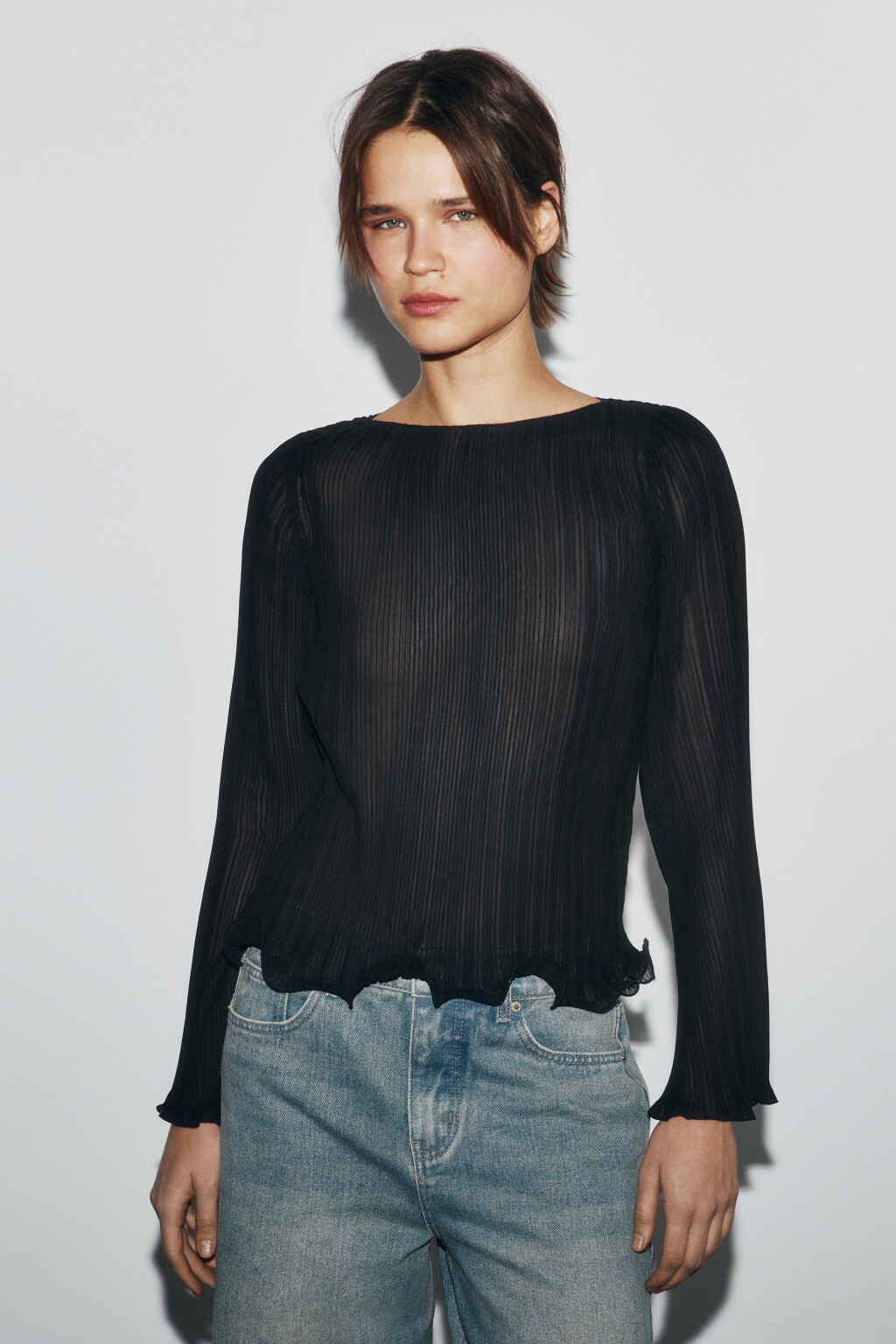 Блузка в рубчик с воланами - цвет черный - 2