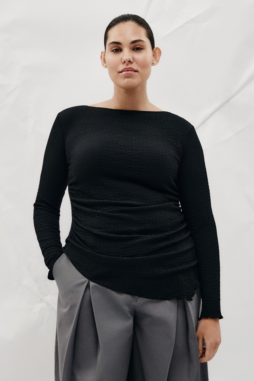 Лонгслив облегающий с асимметричным низом - цвет черный - 2